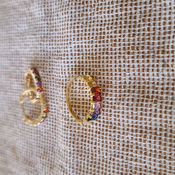 Ring - Picture 2 of 2